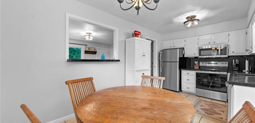 15 Village Circle Drive, Platte City, MO 64079