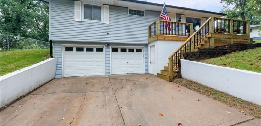 15 Village Circle Drive, Platte City, MO 64079