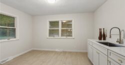 2 Maple Circle, Smithville, MO 64089