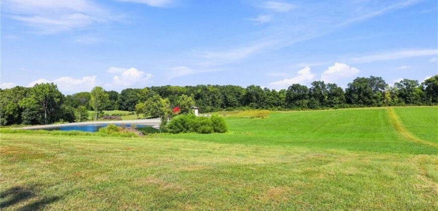 16413 Quinn Road, Smithville, MO 64089