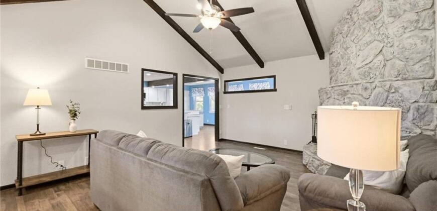 16413 Quinn Road, Smithville, MO 64089