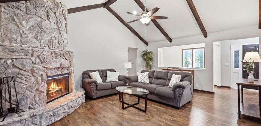 16413 Quinn Road, Smithville, MO 64089