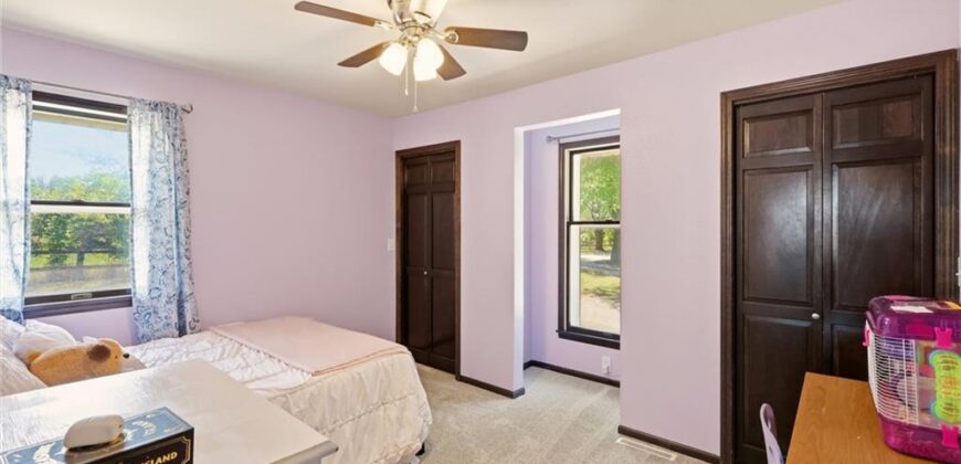16413 Quinn Road, Smithville, MO 64089