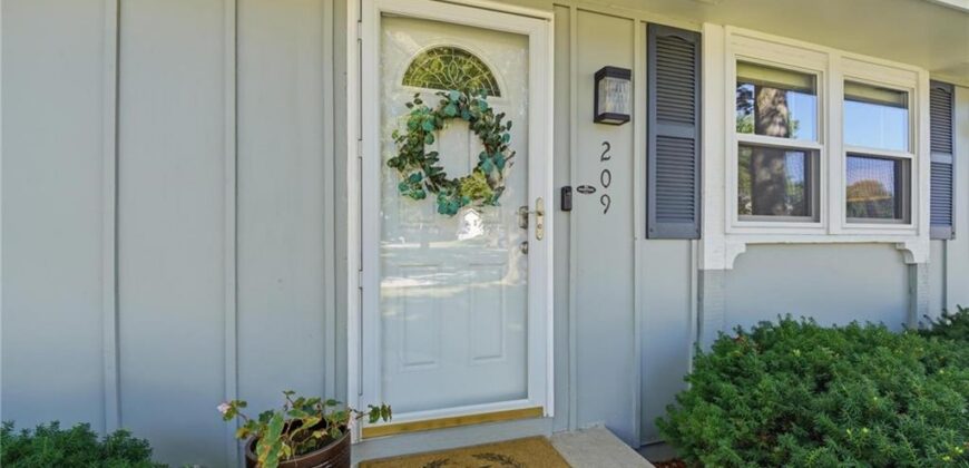 209 Lee Drive, Liberty, MO 64068