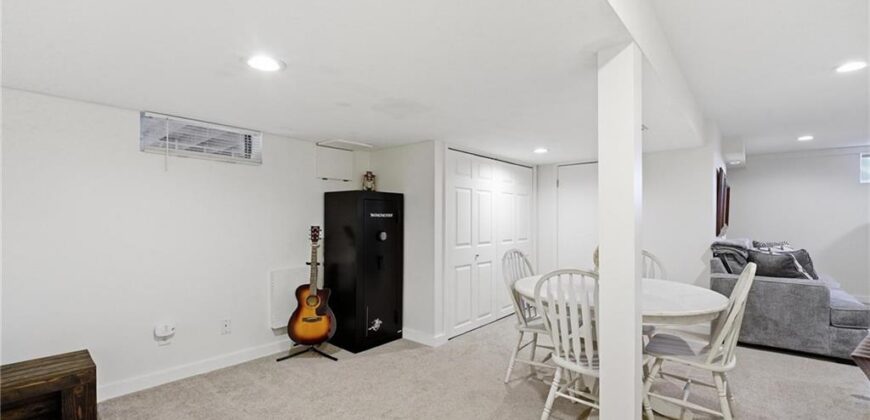 209 Lee Drive, Liberty, MO 64068