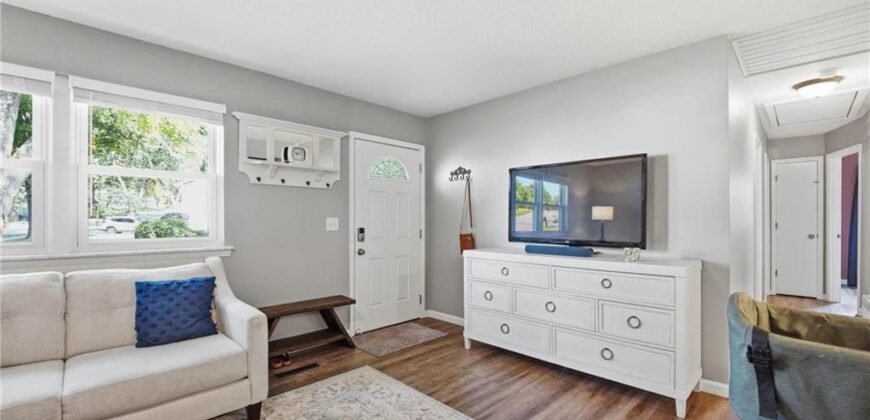 209 Lee Drive, Liberty, MO 64068