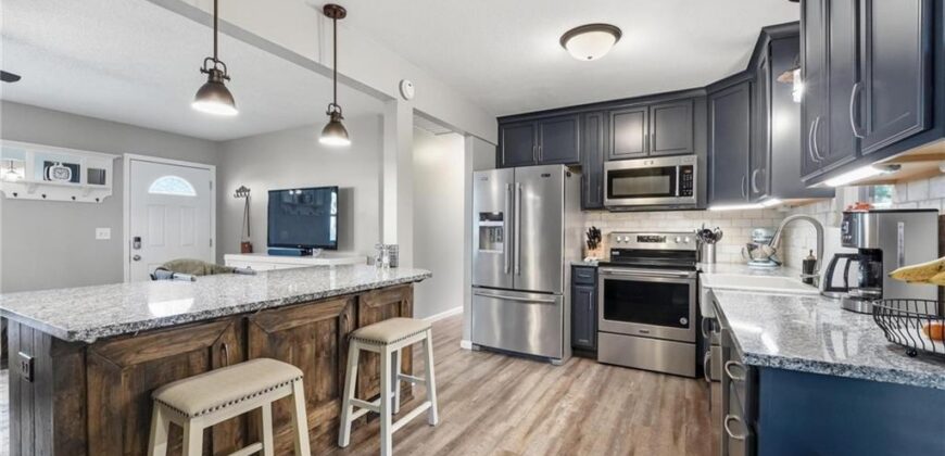 209 Lee Drive, Liberty, MO 64068