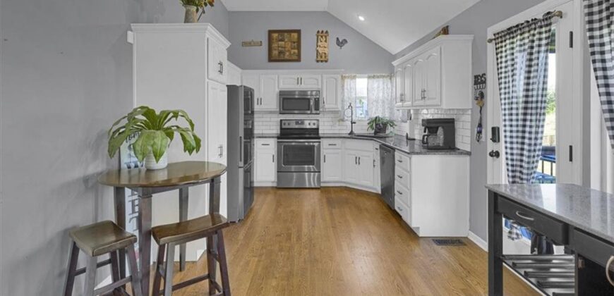 908 N Birch Street, Kearney, MO 64060