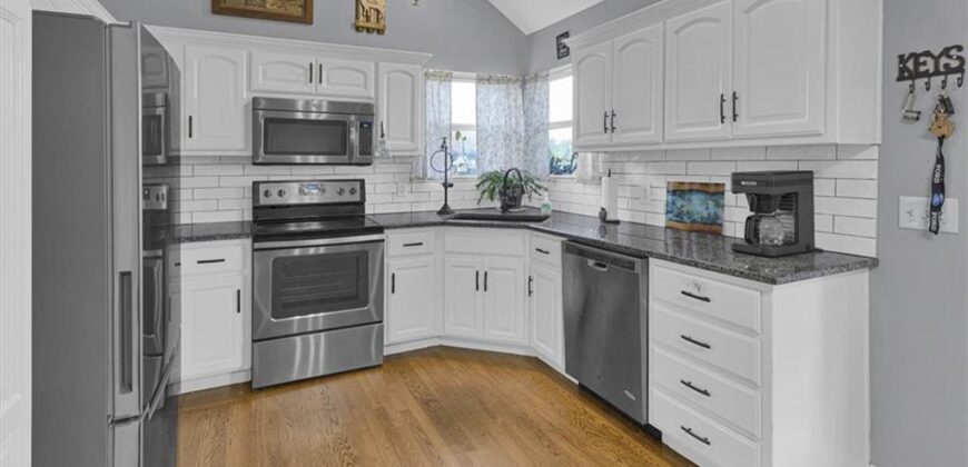908 N Birch Street, Kearney, MO 64060