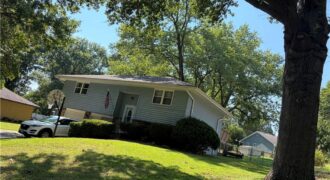 805 Citadel Drive, Weston, MO 64098