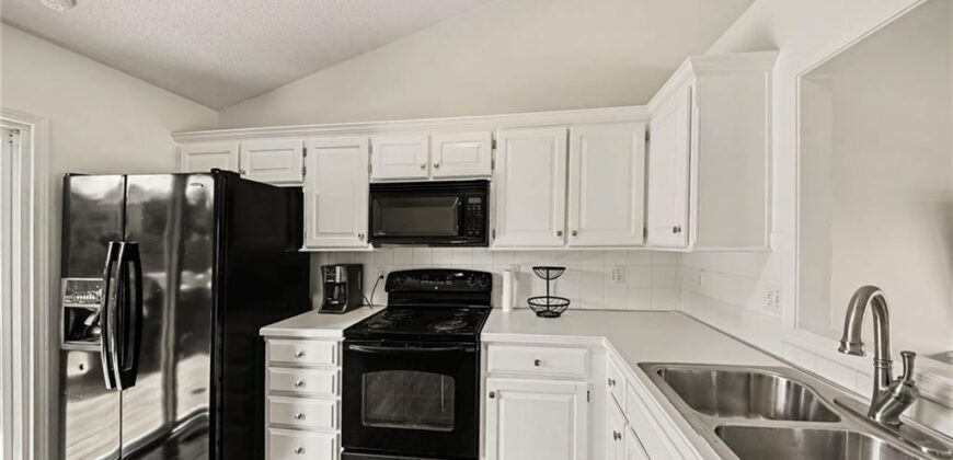 11010 N Booth Avenue, Kansas City, MO 64157