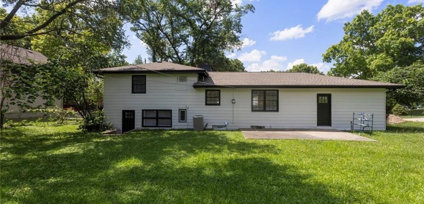 4306 NE 51st Street, Kansas City, MO 64119