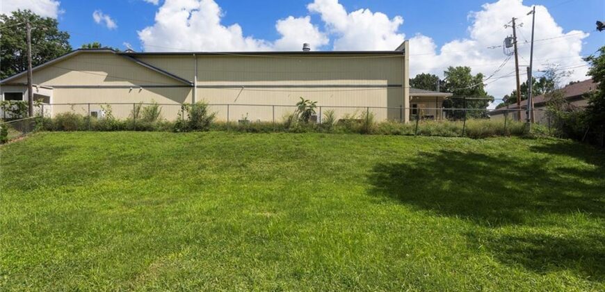 4306 NE 51st Street, Kansas City, MO 64119