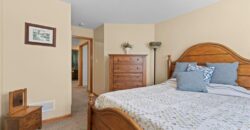 5204 N PENNSYLVANIA Street, Gladstone, MO 64118