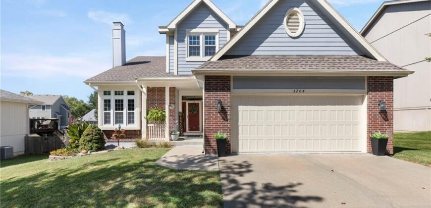 5204 N PENNSYLVANIA Street, Gladstone, MO 64118