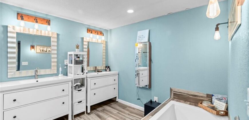 17524 Georgetown Road, Holt, MO 64048