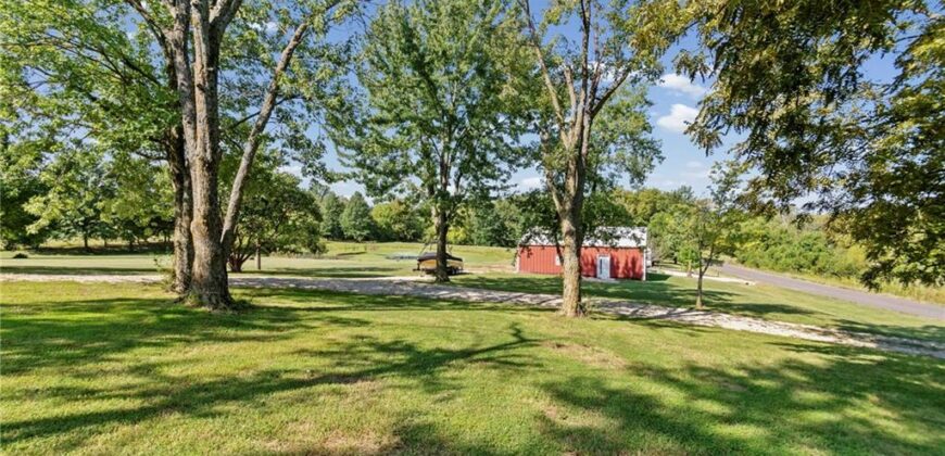 17524 Georgetown Road, Holt, MO 64048