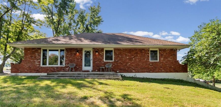 17524 Georgetown Road, Holt, MO 64048