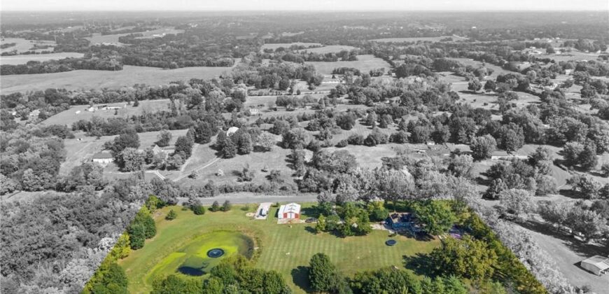 17524 Georgetown Road, Holt, MO 64048