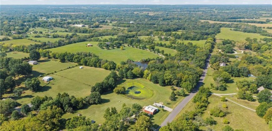 17524 Georgetown Road, Holt, MO 64048