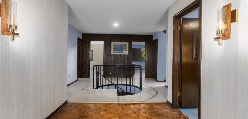 7616 NW Eastside Drive, Weatherby Lake, MO 64152