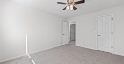 2018 NW 81st Place, Kansas City, MO 64151