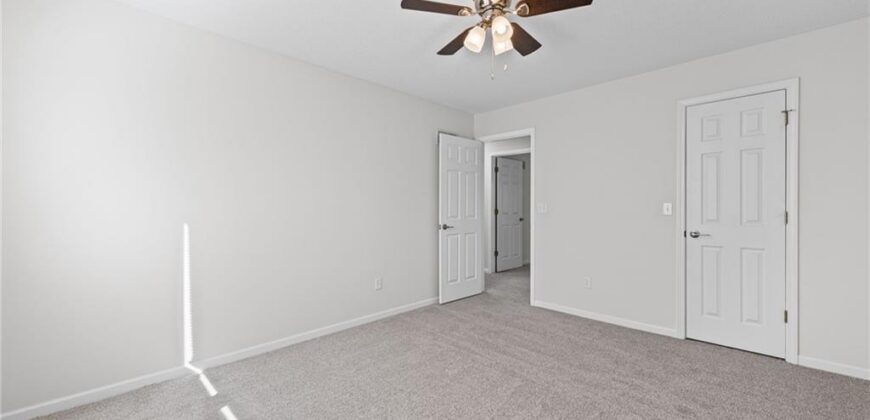 2018 NW 81st Place, Kansas City, MO 64151