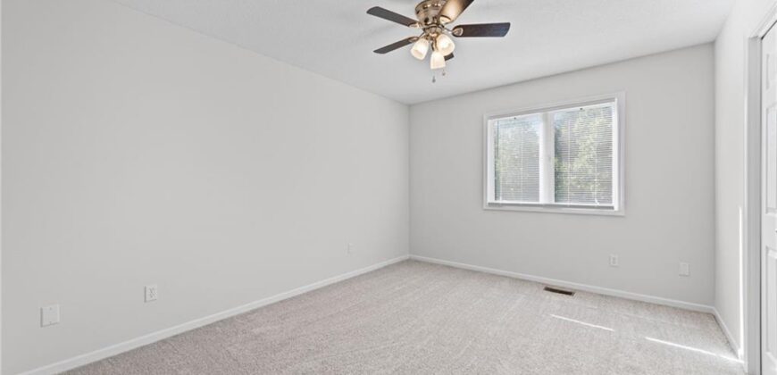 2018 NW 81st Place, Kansas City, MO 64151