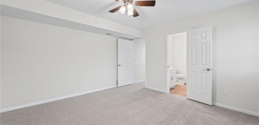 2018 NW 81st Place, Kansas City, MO 64151