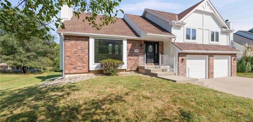 2018 NW 81st Place, Kansas City, MO 64151
