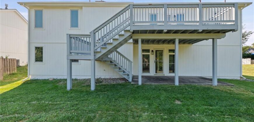 2018 NW 81st Place, Kansas City, MO 64151