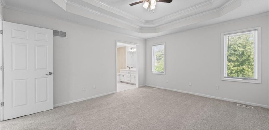 2018 NW 81st Place, Kansas City, MO 64151