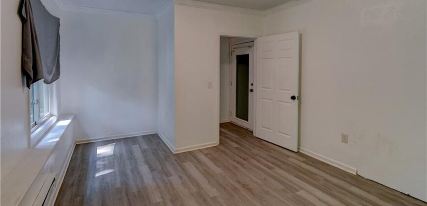 4521 NE 45th Street, Kansas City, MO 64117
