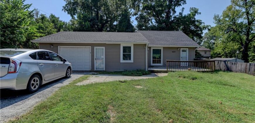4521 NE 45th Street, Kansas City, MO 64117