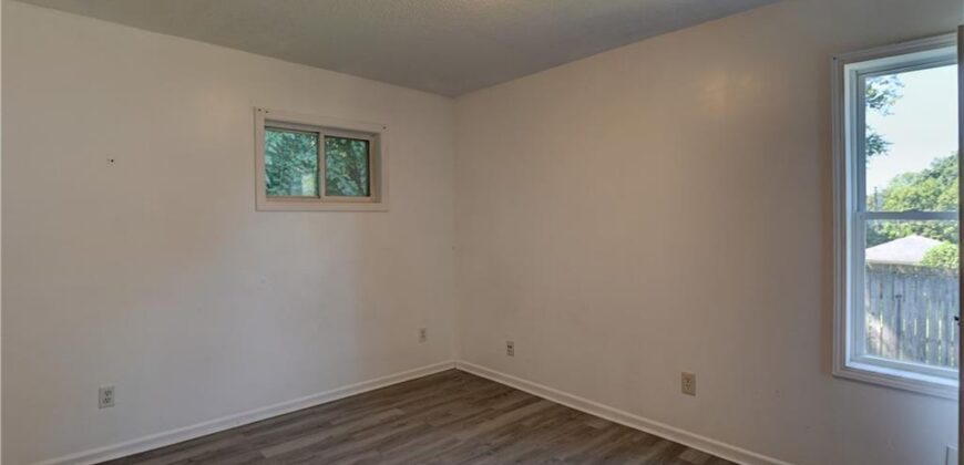 4521 NE 45th Street, Kansas City, MO 64117