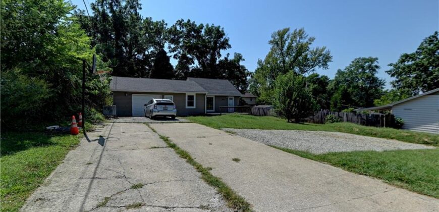 4521 NE 45th Street, Kansas City, MO 64117