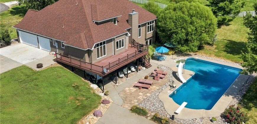 14014 Zachery Drive, Liberty, MO 64068