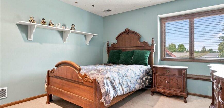 14014 Zachery Drive, Liberty, MO 64068