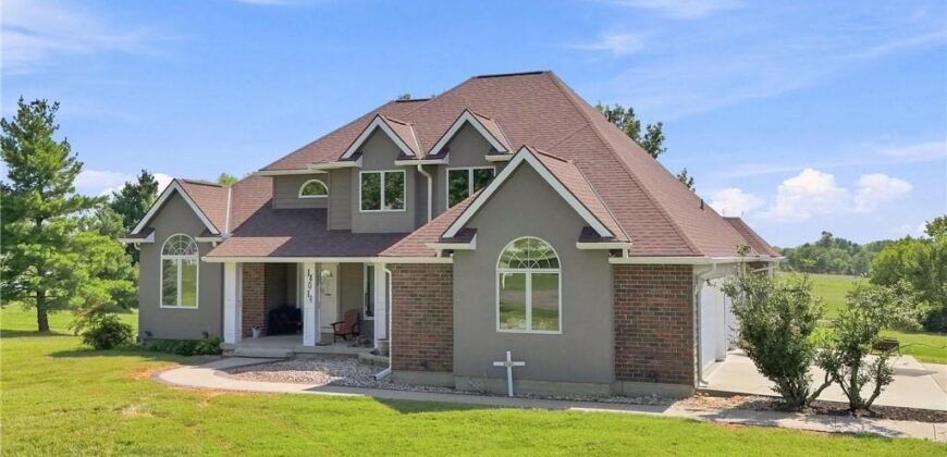 14014 Zachery Drive, Liberty, MO 64068