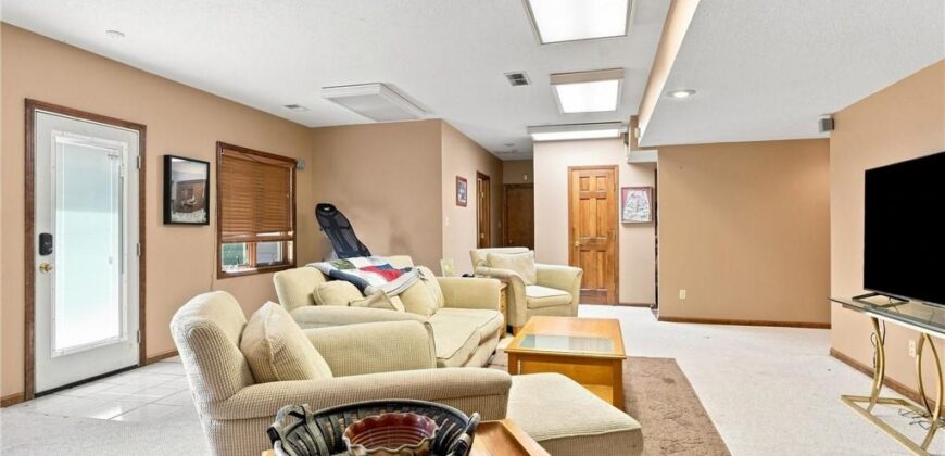 14014 Zachery Drive, Liberty, MO 64068