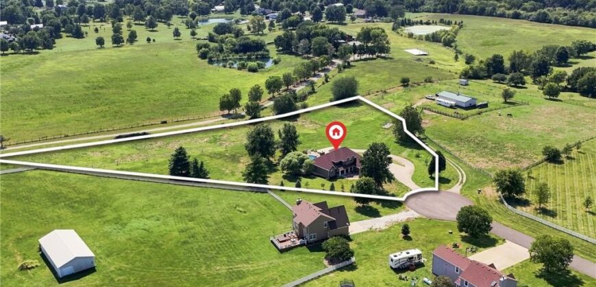 14014 Zachery Drive, Liberty, MO 64068