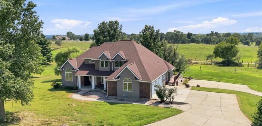 14014 Zachery Drive, Liberty, MO 64068