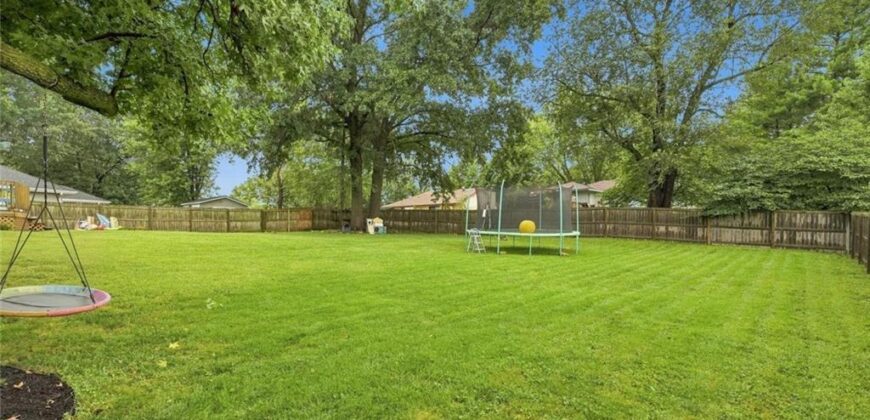 10728 N Walnut Street, Kansas City, MO 64155