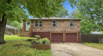 10728 N Walnut Street, Kansas City, MO 64155