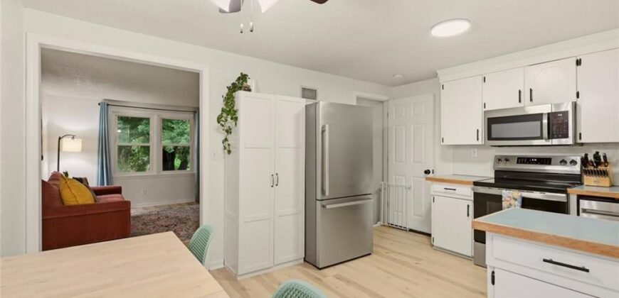 10728 N Walnut Street, Kansas City, MO 64155