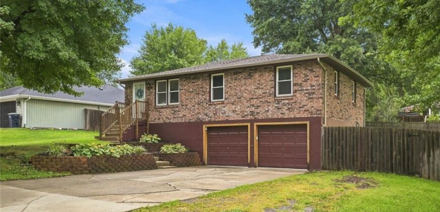 10728 N Walnut Street, Kansas City, MO 64155