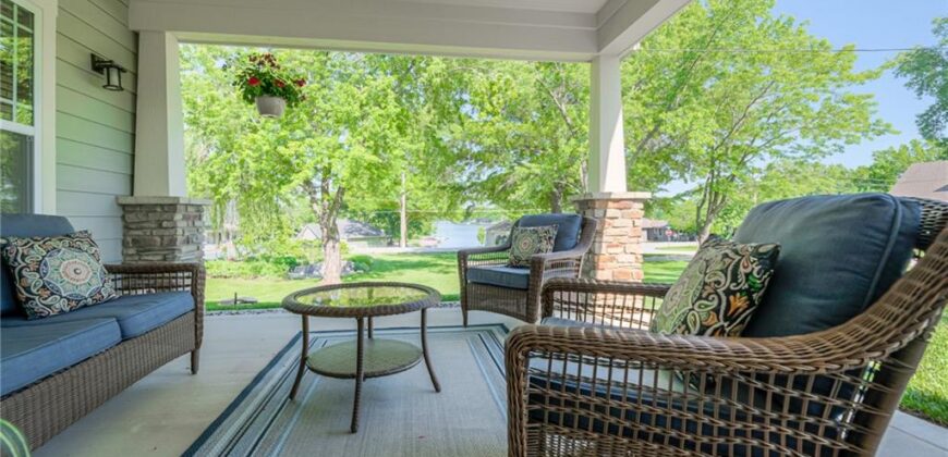 10802 NW 75 Street, Weatherby Lake, MO 64152