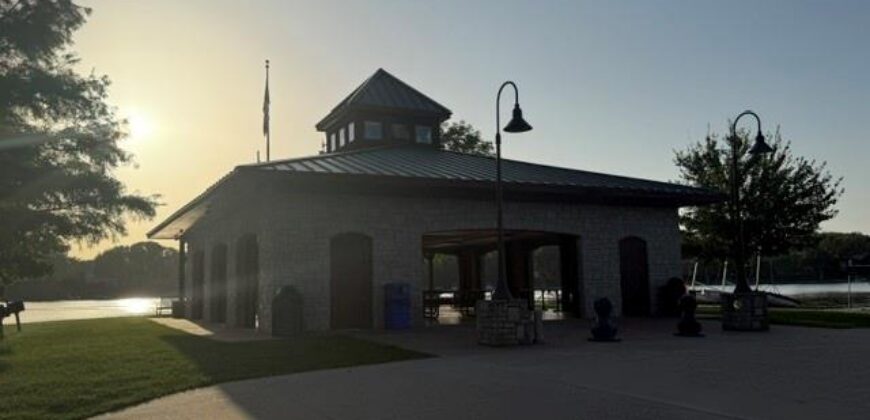 10802 NW 75 Street, Weatherby Lake, MO 64152