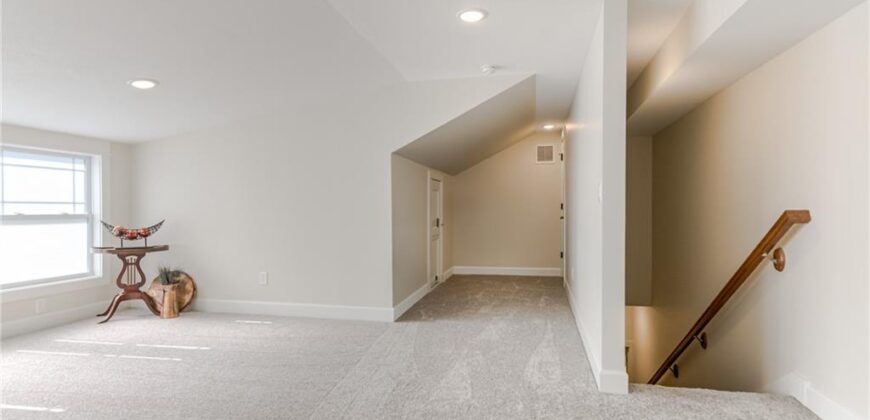 10802 NW 75 Street, Weatherby Lake, MO 64152