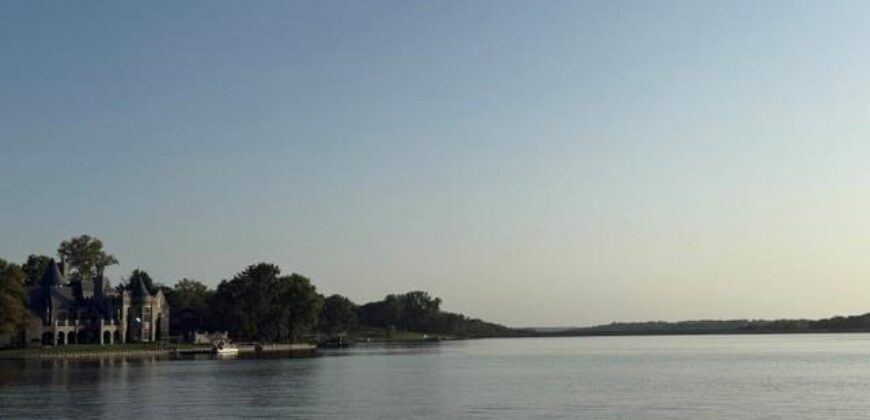 10802 NW 75 Street, Weatherby Lake, MO 64152